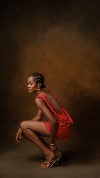 Aladun Backless Mini Dress – KÍLÉNTÁR